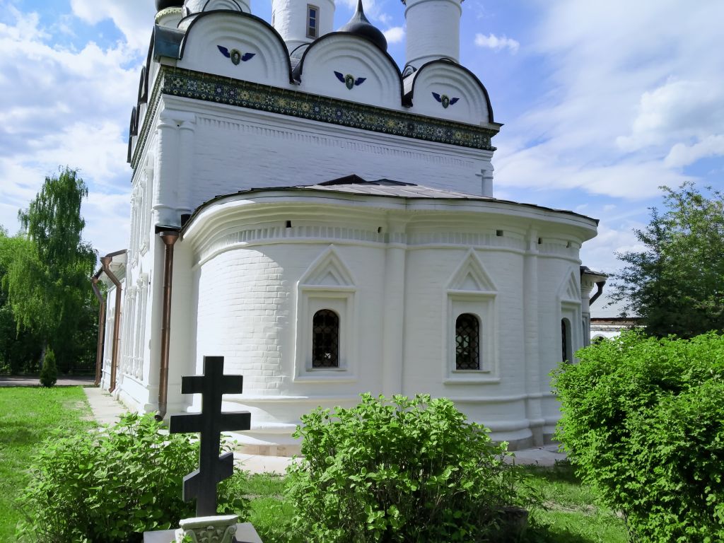 Церковь Покрова Пресвятой Богородицы в Братцеве, Северное Тушино (Северо-Западный административный округ (СЗАО), г. Москва). фасады