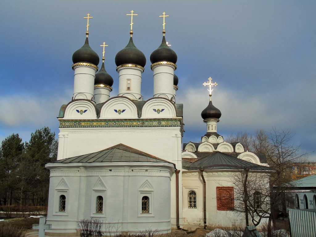 Церковь Покрова Пресвятой Богородицы в Братцеве, Северное Тушино (Северо-Западный административный округ (СЗАО), г. Москва). фасады