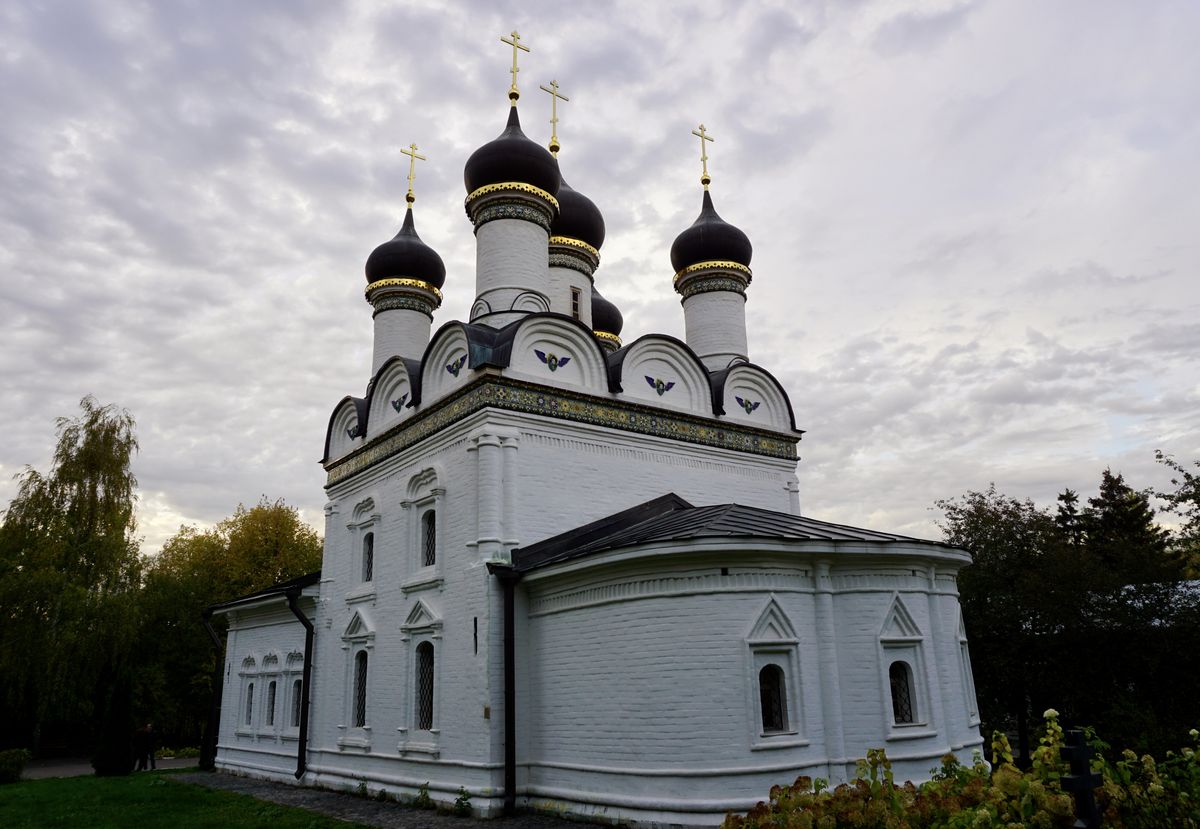 фасады. Церковь Покрова Пресвятой Богородицы в Братцеве, Северное Тушино (Северо-Западный административный округ (СЗАО), г. Москва)