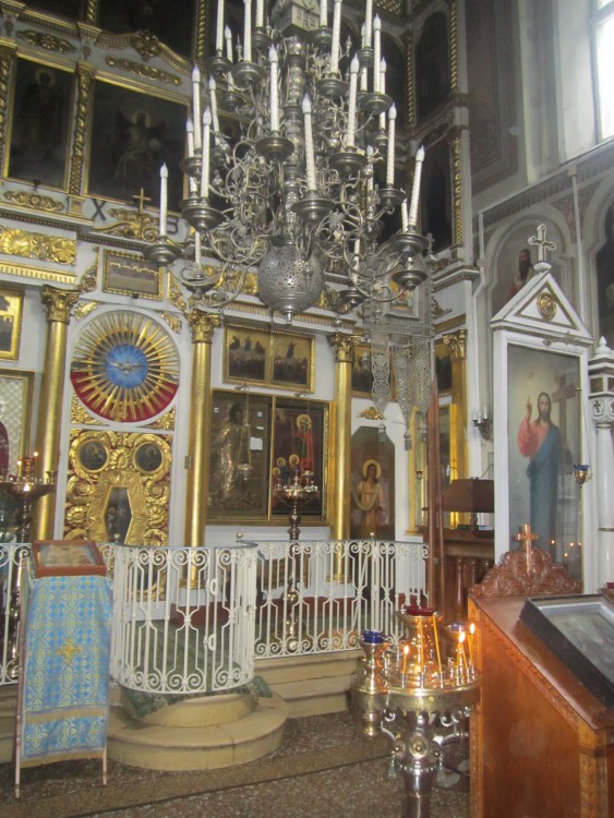 Церковь Владимирской иконы Божией Матери в Куркине, Куркино (Северо-Западный административный округ (СЗАО), г. Москва). интерьер и убранство