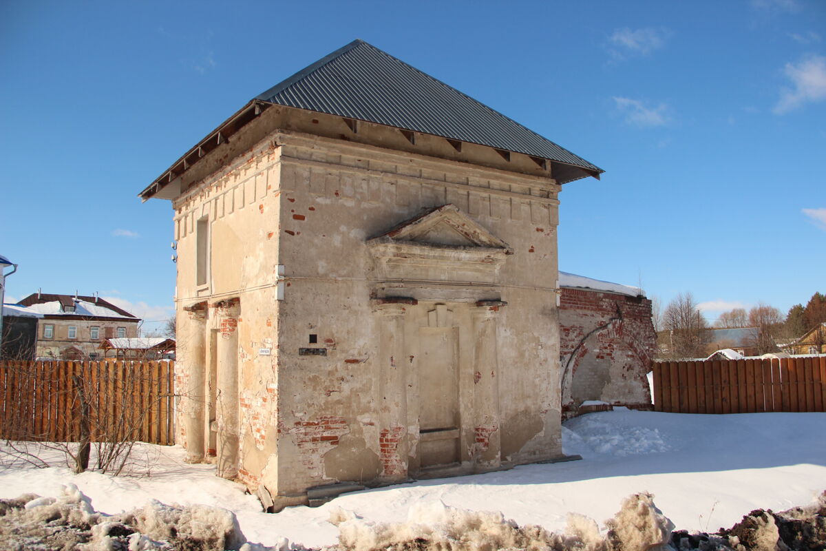 Петровский монастырь, Ростов Великий (Ростовский район, Ярославская область). дополнительная информация, Юго-восточная башня 