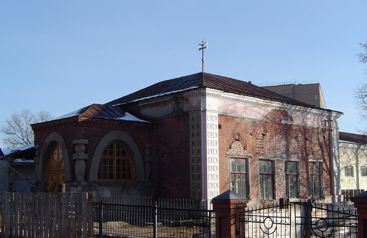 Церковь Серафима Саровского, Александров (Александровский район, Владимирская область). дополнительная информация, Вид с юго-запада от здания вокзала