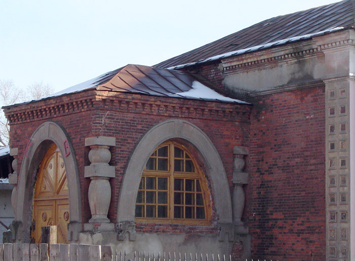 Александров. Церковь Серафима Саровского. дополнительная информация, Сохранившийся вход в церковь