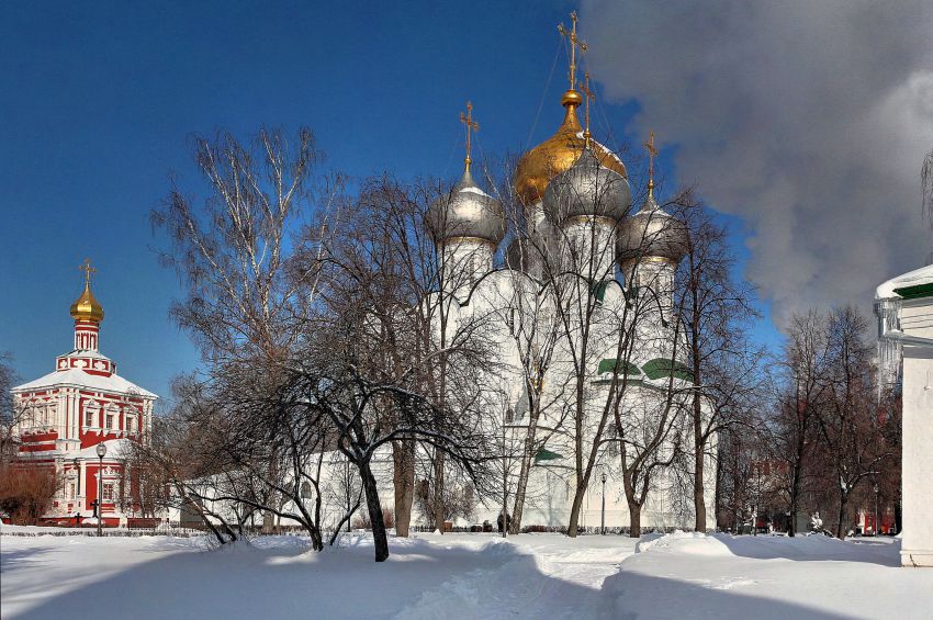 Хамовники. Новодевичий монастырь. фасады