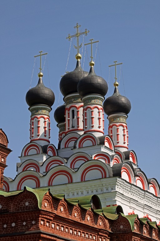 Можайский. Церковь Спаса Нерукотворного Образа на Сетуни при Кунцевском кладбище. архитектурные детали