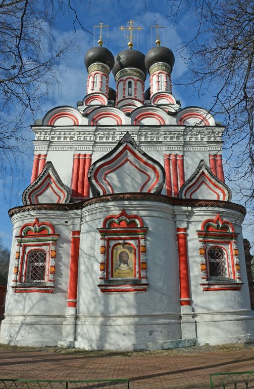 Можайский. Церковь Спаса Нерукотворного Образа на Сетуни при Кунцевском кладбище. фасады