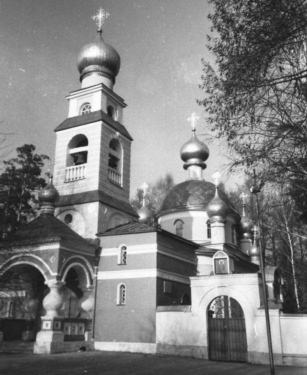 Православный храм в Переделкино