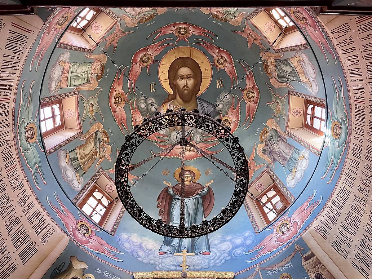 интерьер и убранство. Церковь Преображения Господня в Переделкине, Ново-Переделкино (Западный административный округ (ЗАО), г. Москва)