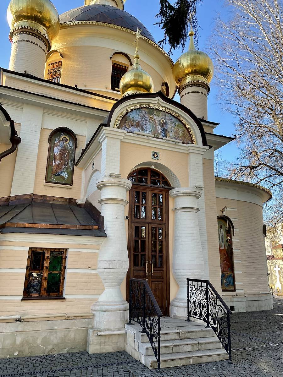 архитектурные детали. Церковь Преображения Господня в Переделкине, Ново-Переделкино (Западный административный округ (ЗАО), г. Москва)