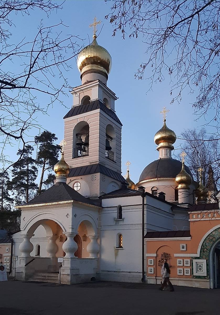 фасады. Церковь Преображения Господня в Переделкине, Ново-Переделкино (Западный административный округ (ЗАО), г. Москва)