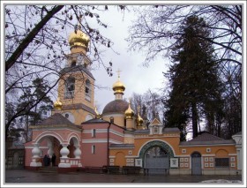 Москва. Церковь Спаса Преображения в Переделкине