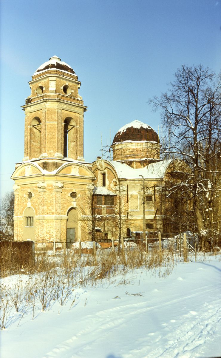 фасады. Церковь Николая Чудотворца в Троекурове, Очаково-Матвеевское (Западный административный округ (ЗАО), г. Москва)