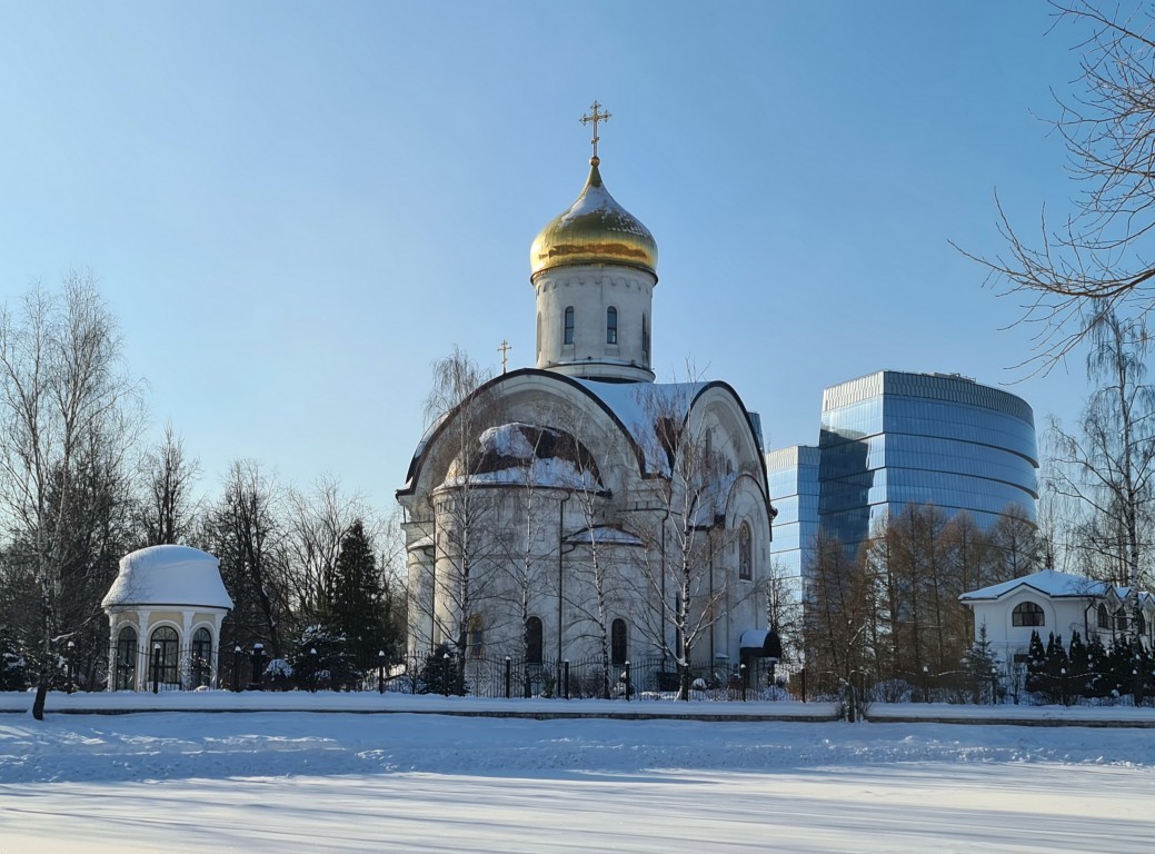 Церковь Евфросинии Московской (новая), Котловка (Юго-Западный административный округ (ЮЗАО), г. Москва). фасады, Вид с северо-востока