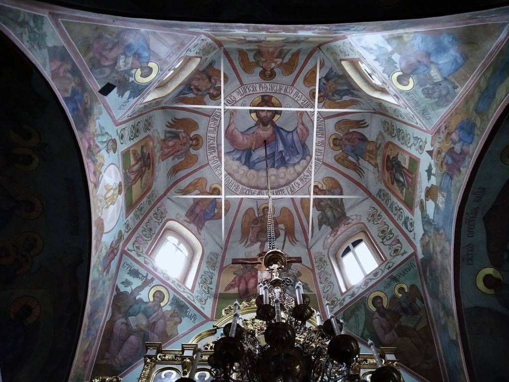 Церковь Рождества Христова в Черневе, Южное Бутово (Юго-Западный административный округ (ЮЗАО), г. Москва). интерьер и убранство, интерьер (роспись свода основного объема)