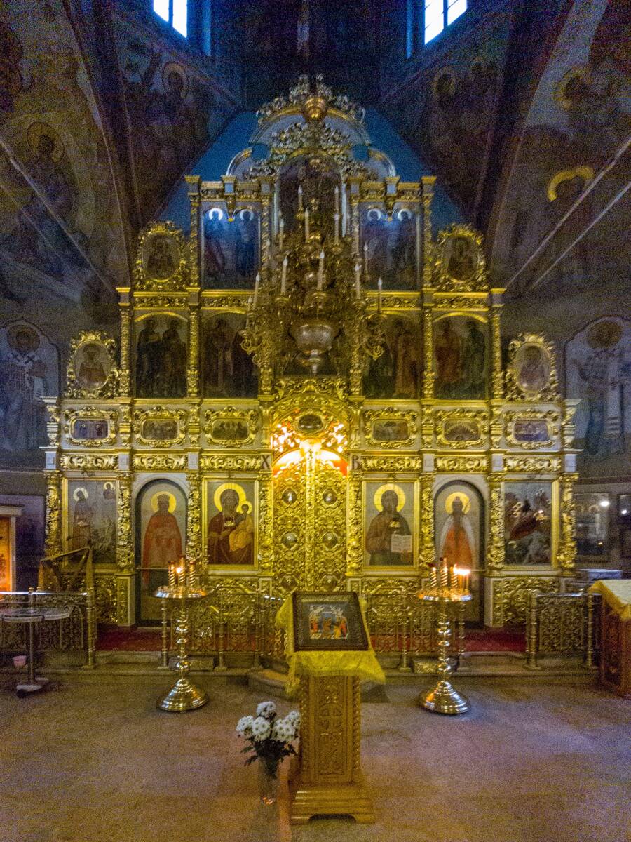 Церковь Рождества Христова в Черневе, Южное Бутово (Юго-Западный административный округ (ЮЗАО), г. Москва). интерьер и убранство