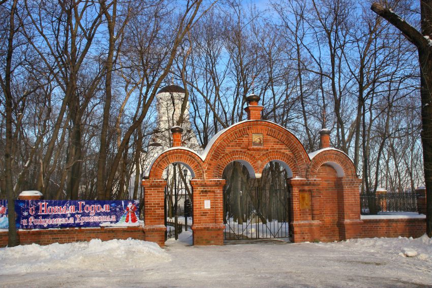 Нагатинский затон. Церковь Усекновения главы Иоанна Предтечи в Дьякове. дополнительная информация