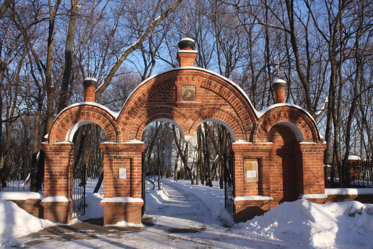 Нагатинский затон. Церковь Усекновения главы Иоанна Предтечи в Дьякове. дополнительная информация