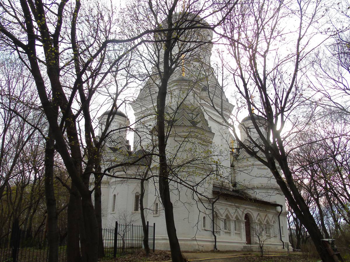 Церковь Усекновения главы Иоанна Предтечи в Дьякове, Нагатинский затон (Южный административный округ (ЮАО), г. Москва). фасады