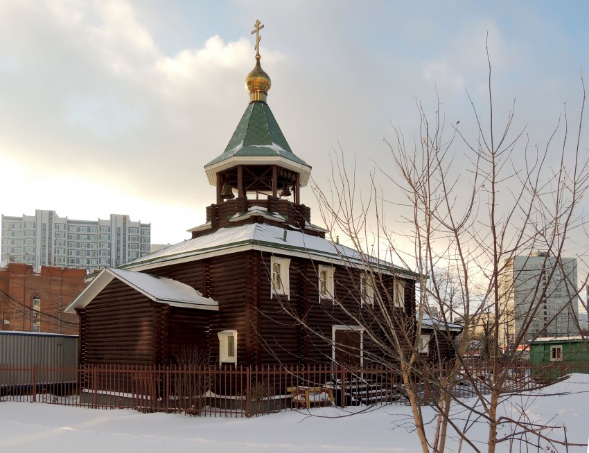 Церковь Покрова Пресвятой Богородицы в Раменках, Раменки (Западный административный округ (ЗАО), г. Москва). фасады