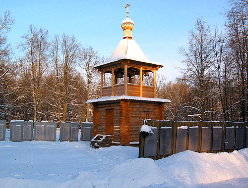 Церковь Новомучеников и исповедников Церкви Русской в Бутове (старая), Южное Бутово (Юго-Западный административный округ (ЮЗАО), г. Москва). дополнительная информация, колокольня