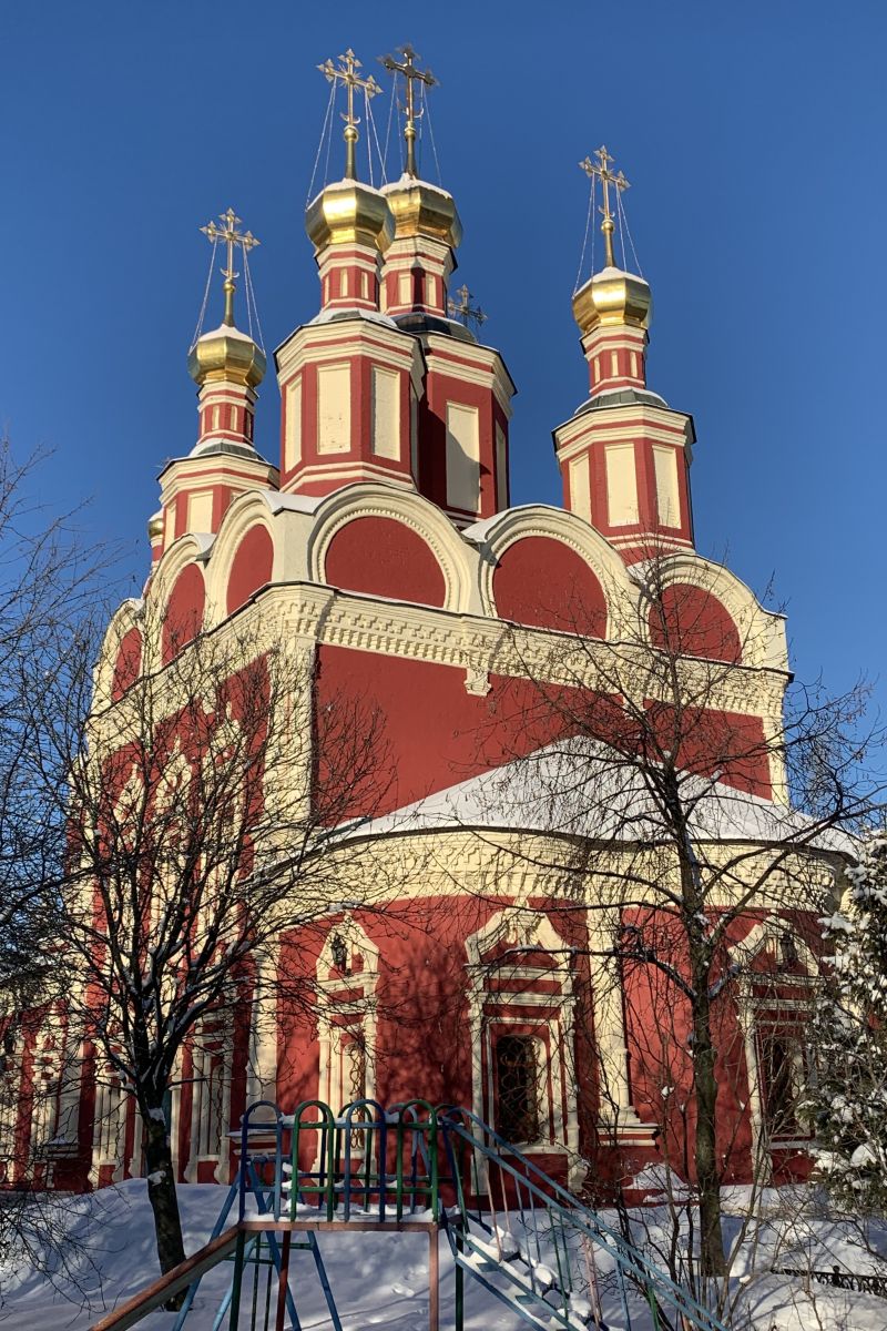 Тропарёво-Никулино. Церковь Михаила Архангела в Тропарёве. фасады