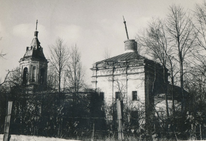 Церковь Благовещения Богородицы в селе Федосьине (Солнцеве), Ново-Переделкино (Западный административный округ (ЗАО), г. Москва). фасады