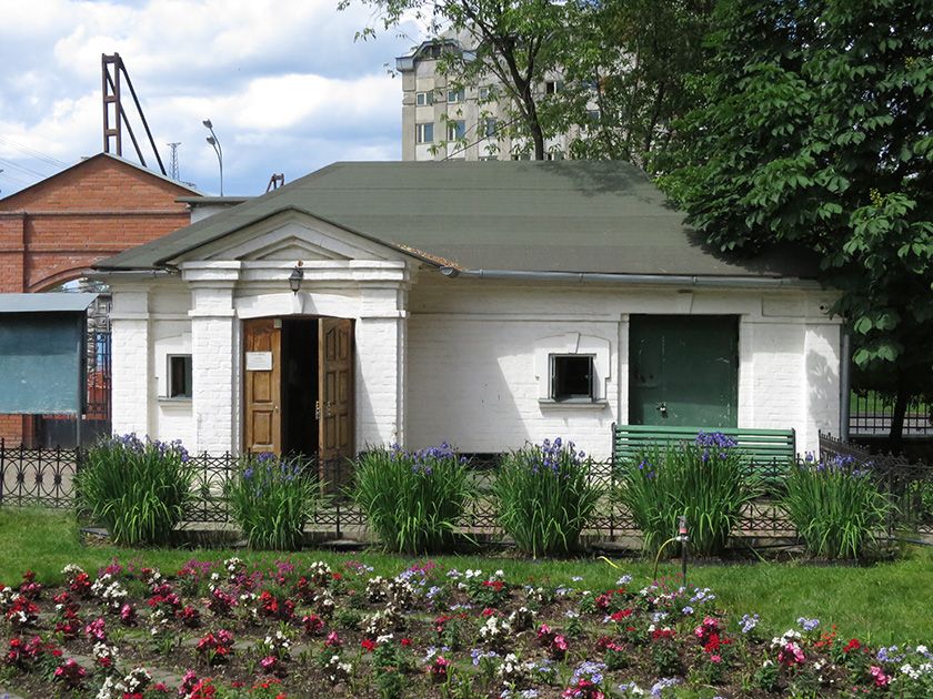 Церковь Димитрия Ростовского в Очакове, Очаково-Матвеевское (Западный административный округ (ЗАО), г. Москва). дополнительная информация, Церковная лавка на территории храма.