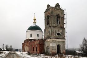 Ратмирово. Церковь Троицы Живоначальной