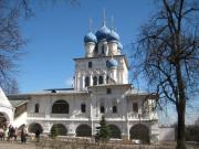 Нагатинский затон. Церковь Казанской иконы Божией Матери в Коломенском
