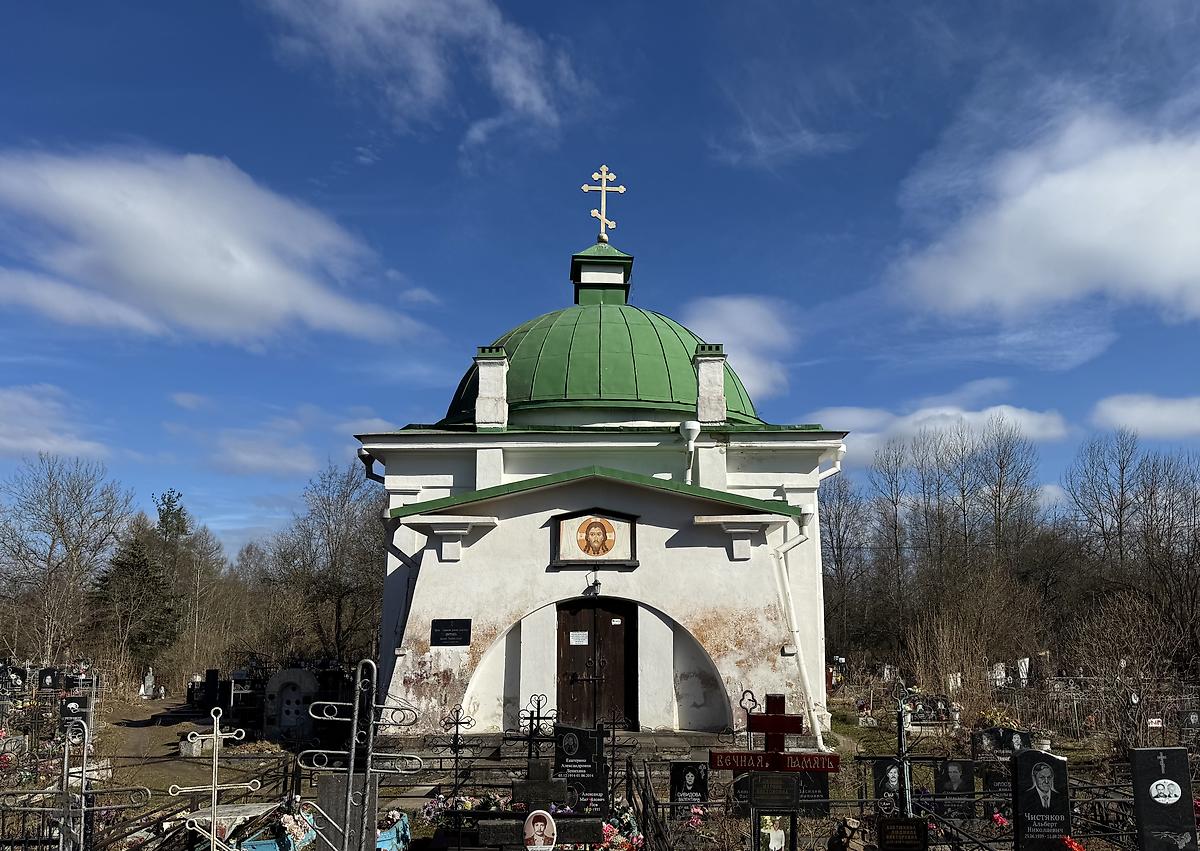 Вид с запада, фасады. Церковь Алексия, человека Божия, Старая Ладога (Волховский район, Ленинградская область)