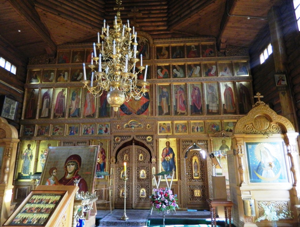 Выхино-Жулебино. Церковь Иоанна Кронштадтского в Жулебине. интерьер и убранство
