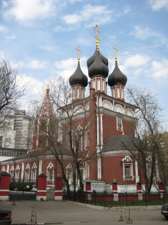 Церковь Ризоположения (Положения ризы Господней в Успенском соборе в Москве) на Донской, Донской (Южный административный округ (ЮАО), г. Москва). фасады