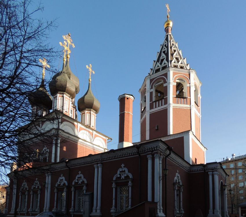 Церковь Ризоположения (Положения ризы Господней в Успенском соборе в Москве) на Донской, Донской (Южный административный округ (ЮАО), г. Москва). архитектурные детали