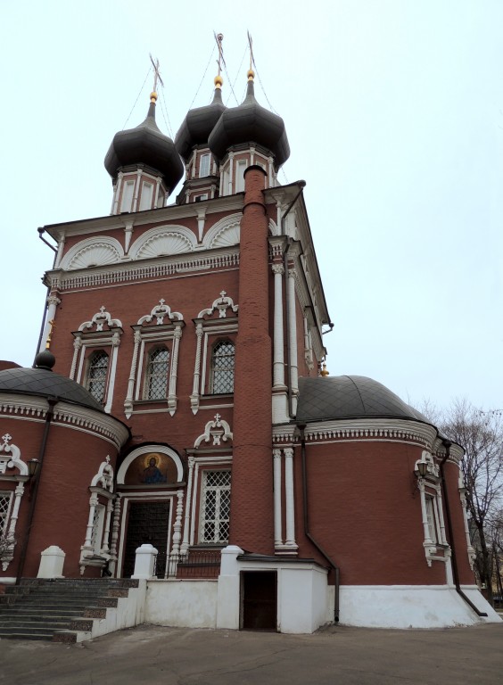 Церковь Ризоположения (Положения ризы Господней в Успенском соборе в Москве) на Донской, Донской (Южный административный округ (ЮАО), г. Москва). архитектурные детали