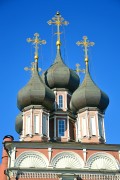 Донской. Ризоположения (Положения ризы Господней в Успенском соборе в Москве) на Донской, церковь