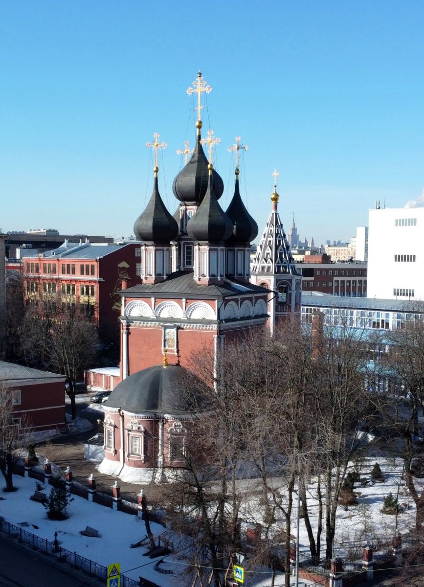 Церковь Ризоположения (Положения ризы Господней в Успенском соборе в Москве) на Донской, Донской (Южный административный округ (ЮАО), г. Москва). фасады