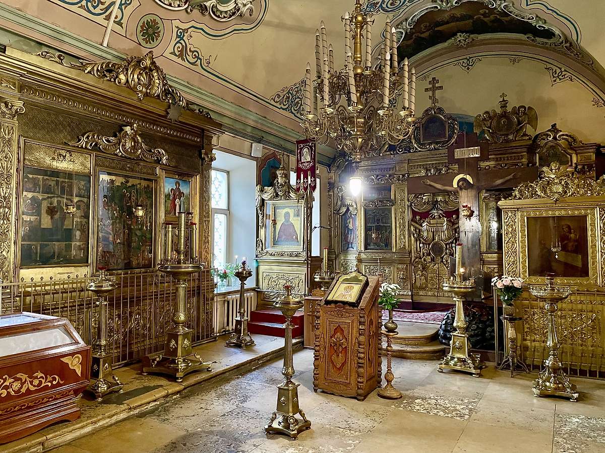 интерьер и убранство. Церковь Ризоположения (Положения ризы Господней в Успенском соборе в Москве) на Донской, Донской (Южный административный округ (ЮАО), г. Москва)