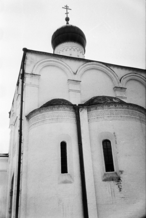 Даниловский. Церковь Рождества Пресвятой Богородицы в Старом Симонове. фасады