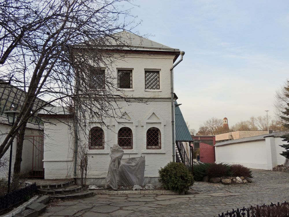 Даниловский. Церковь Рождества Пресвятой Богородицы в Старом Симонове. дополнительная информация, Церковный дом