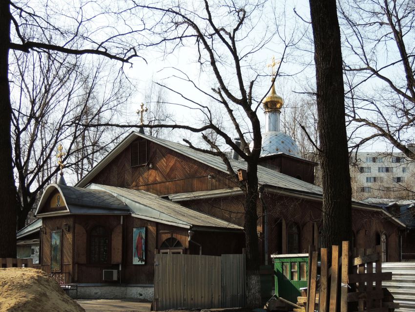 Церковь Николая Чудотворца в Западном Бирюлёве, Бирюлёво Западное (Южный административный округ (ЮАО), г. Москва). фасады
