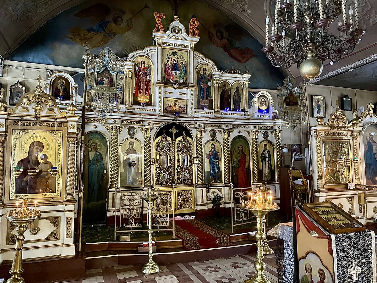 интерьер и убранство. Церковь Николая Чудотворца в Западном Бирюлёве, Бирюлёво Западное (Южный административный округ (ЮАО), г. Москва)