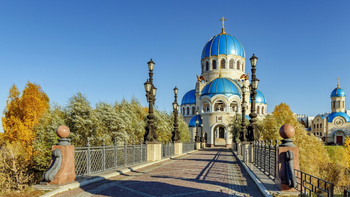 Орехово-Борисово Северное. Церковь Троицы Живоначальной в Орехове-Борисове. художественные фотографии