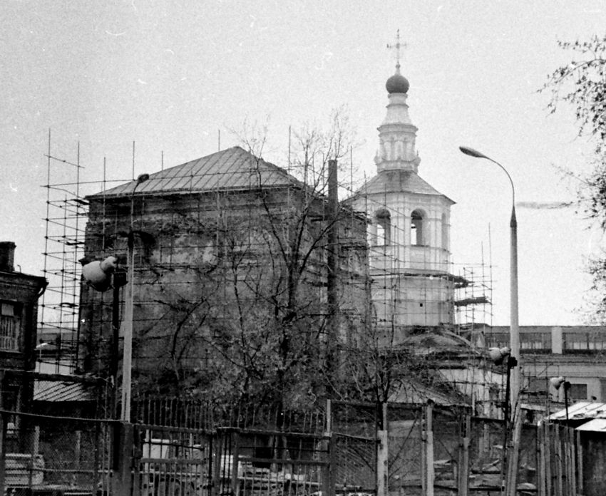 Церковь Троицы Живоначальной в Кожевниках, Даниловский (Южный административный округ (ЮАО), г. Москва). документальные фотографии