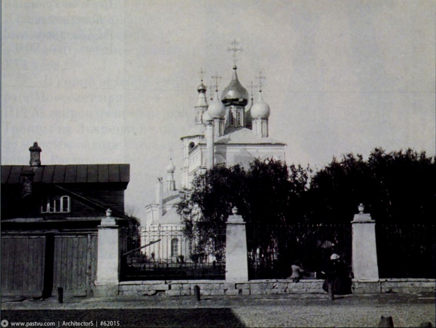 Церковь Троицы Живоначальной в Кожевниках, Даниловский (Южный административный округ (ЮАО), г. Москва). архивная фотография, фото с сайта pastvu.com