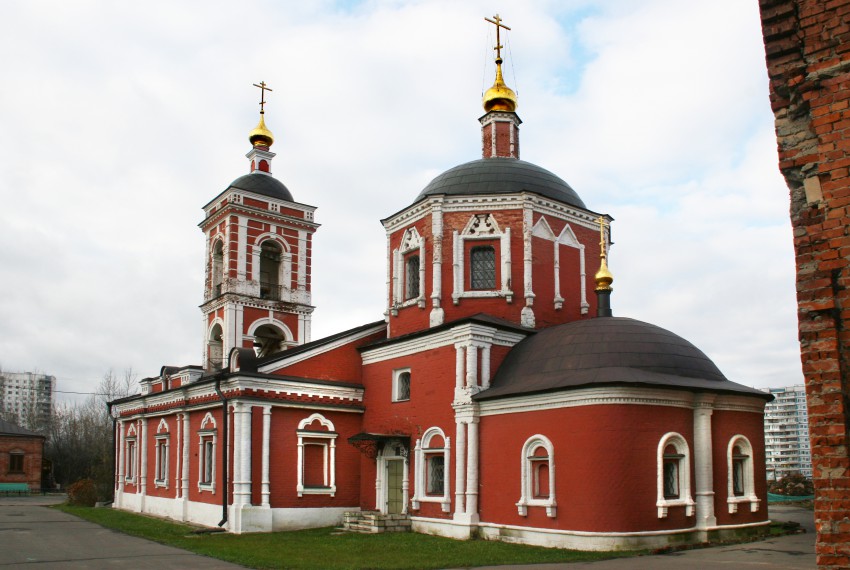 Чертаново Южное. Церковь Покрова Пресвятой Богородицы в Покровском на Городне. фасады