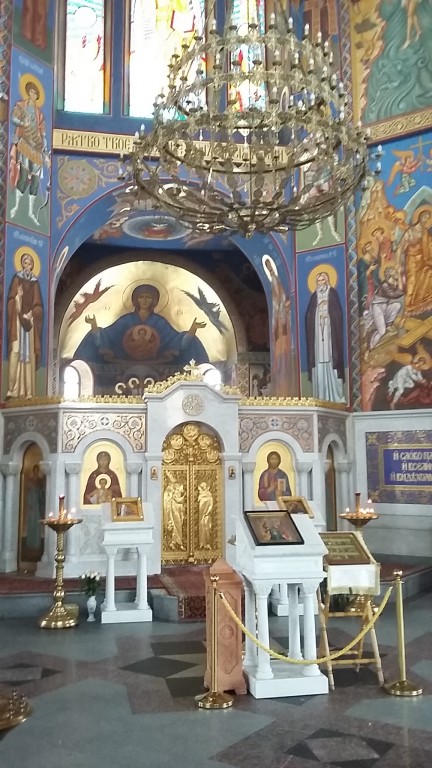 Церковь Рождества Христова, Мытищи (Мытищинский городской округ и гг. Долгопрудный, Лобня, Московская область). интерьер и убранство, интерьер