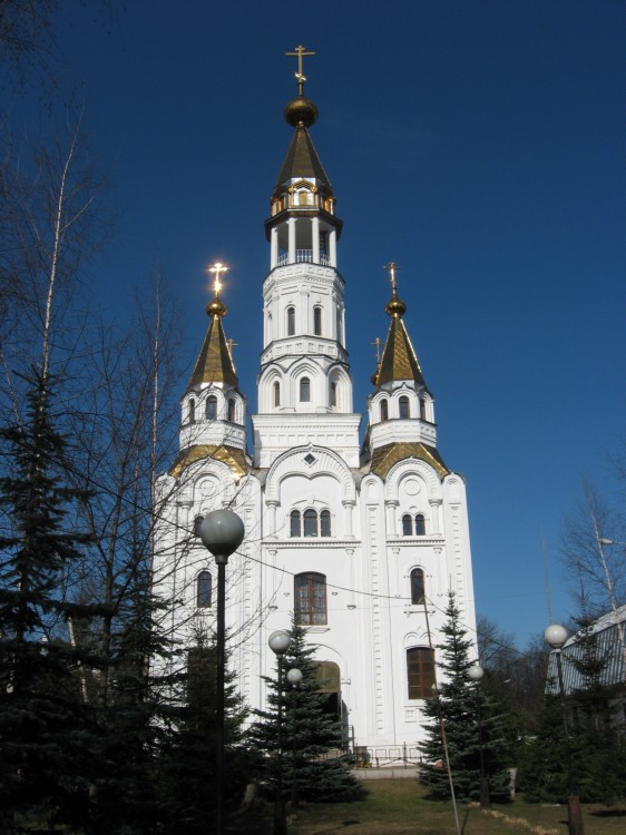 Церковь Боголюбской иконы Божией Матери, Пушкино (Пушкинский район и гг. Ивантеевка, Королёв, Московская область). фасады