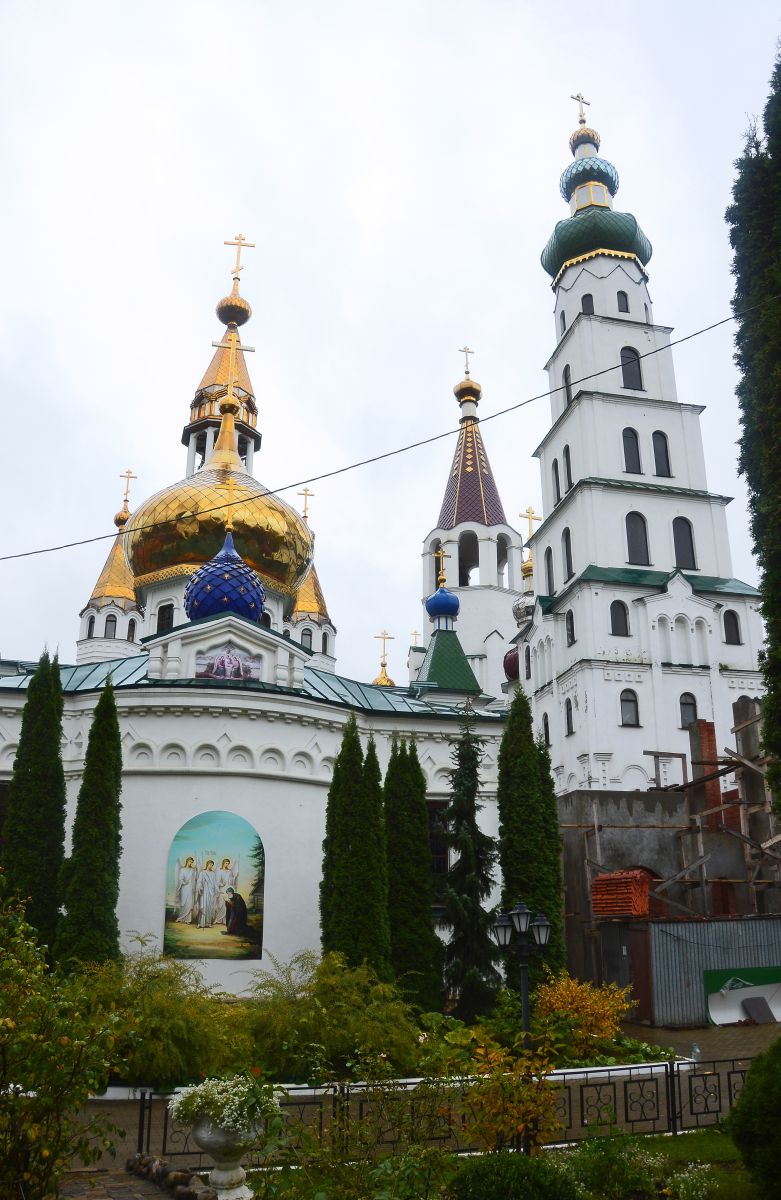 Церковь Боголюбской иконы Божией Матери, Пушкино (Пушкинский район и гг. Ивантеевка, Королёв, Московская область). фасады