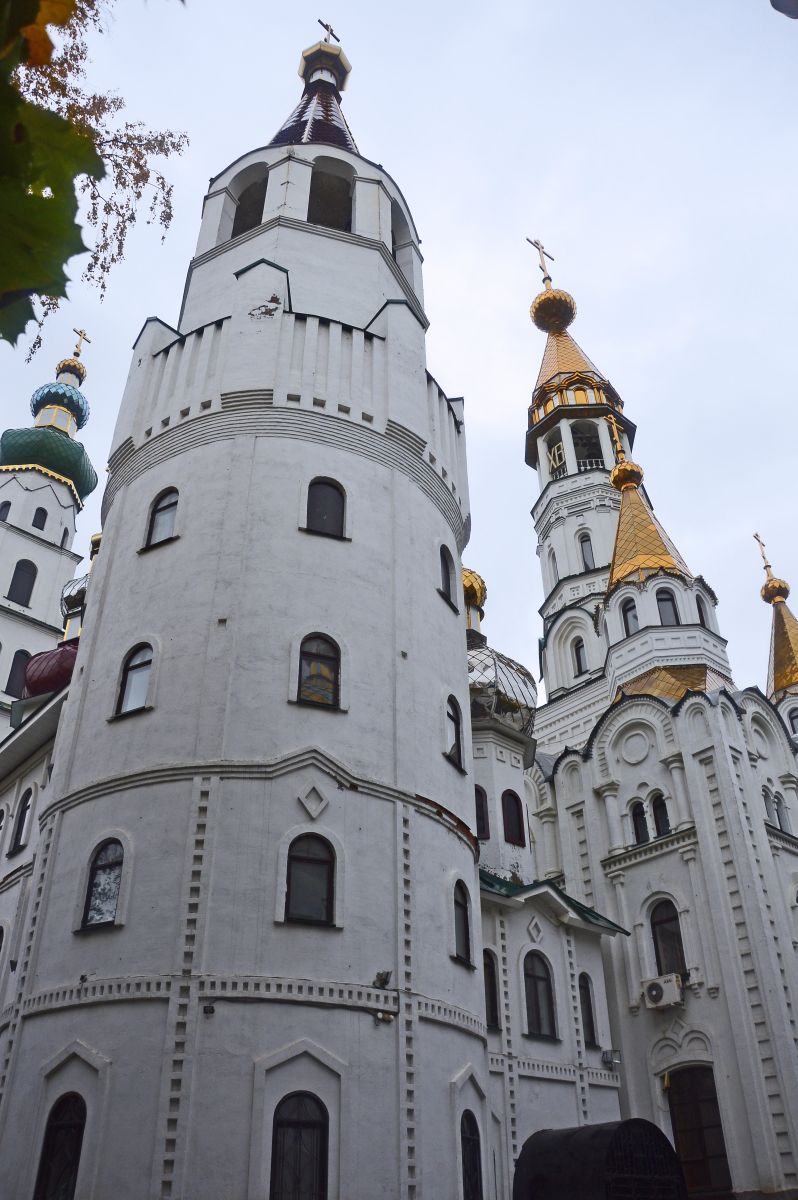 Церковь Боголюбской иконы Божией Матери, Пушкино (Пушкинский район и гг. Ивантеевка, Королёв, Московская область). архитектурные детали