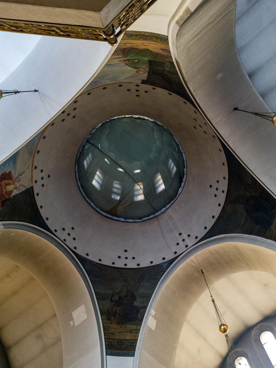 интерьер и убранство. Церковь Воскресения Христова в Сокольниках, Сокольники (Восточный административный округ (ВАО), г. Москва)